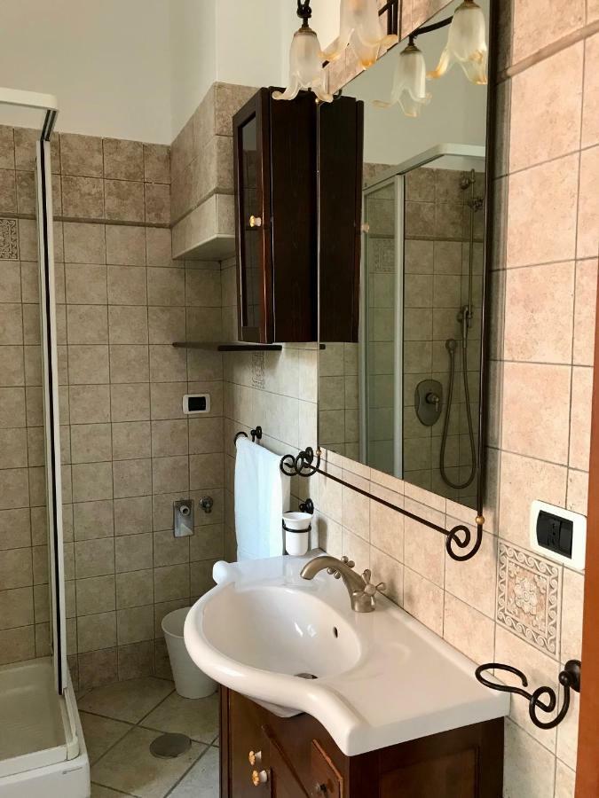 Delizioso Appartamento In Zona Centrale Formia Exteriér fotografie